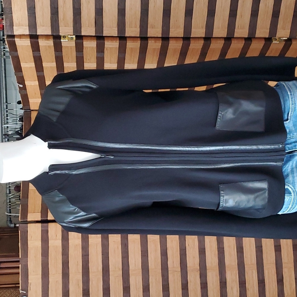 David Brooks Zip up jacket w/faux leather detail